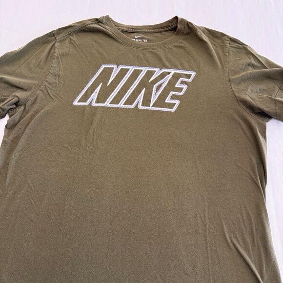 Nike Shirt Men Large Adult Olive Green White Spell Out Crewneck Casual Tee - Picture 3 of 11
